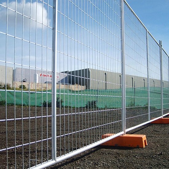Versatile Australia temporary fence for construction sites and events.